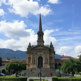 feriado de tiradentes